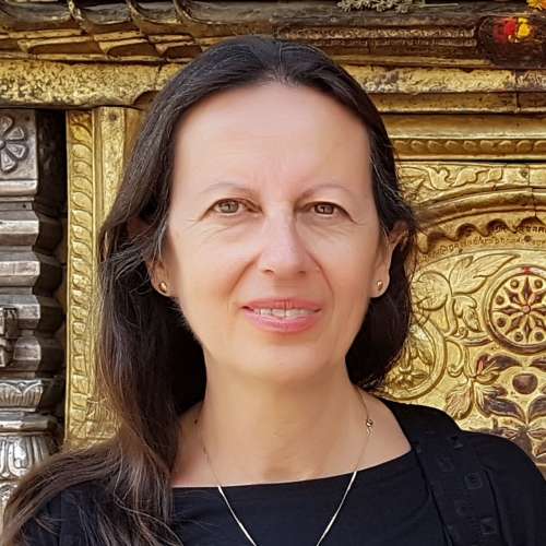 DR. YAEL EYLAT VAN ESSEN